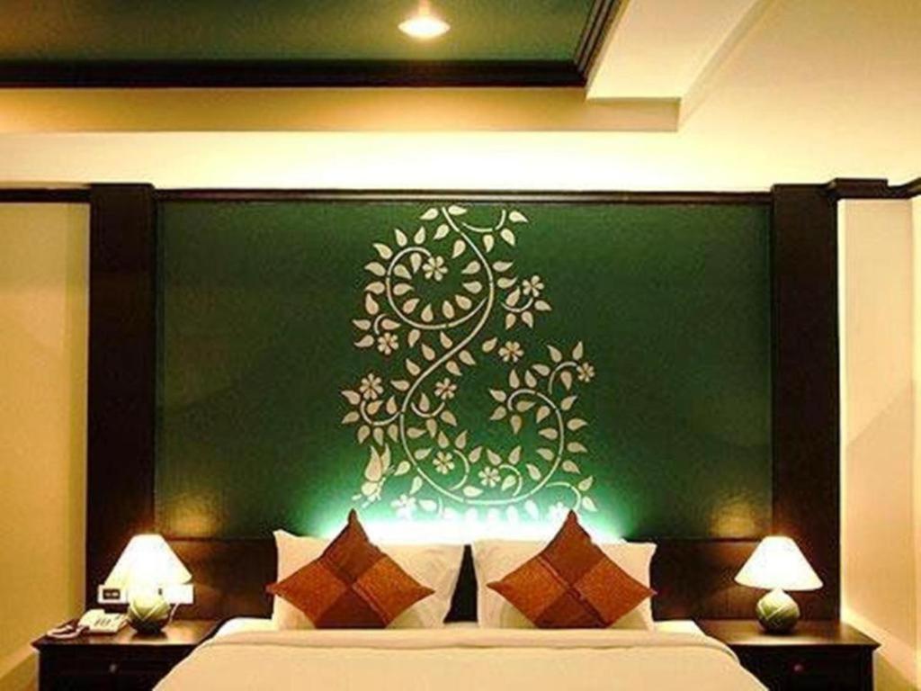 The Heritage Sathorn Suite Hotel Bangkok Exterior photo